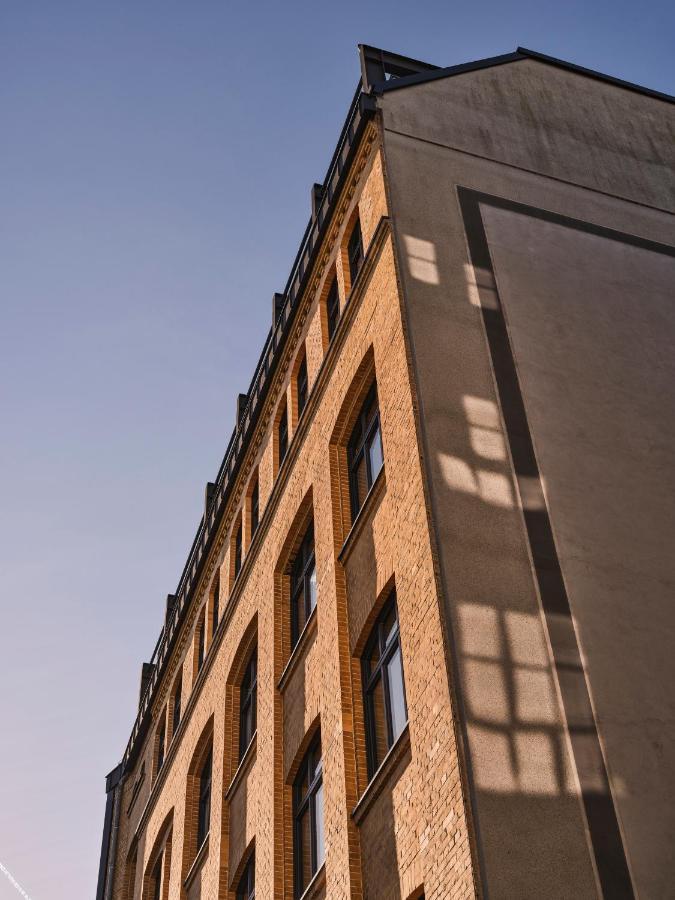 Sly Berlin Hotel Exterior foto The building's exterior